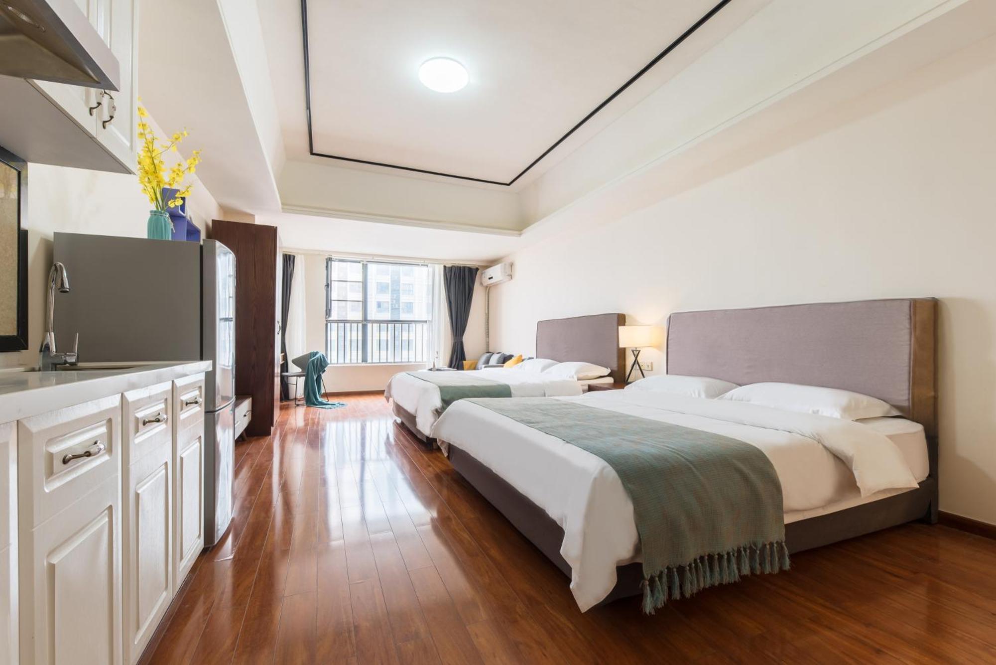 Livetour Hotel Luogang Wanda Plaza Suyuan Metro Гуанджоу Екстериор снимка